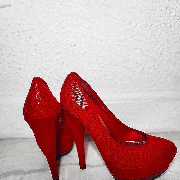 Red pump heels 8.5 jessicapaster - Picture 2 of 2